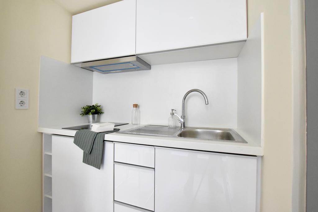 Budget Apartment By Hi5 - Krudy Street Budapest Room photo